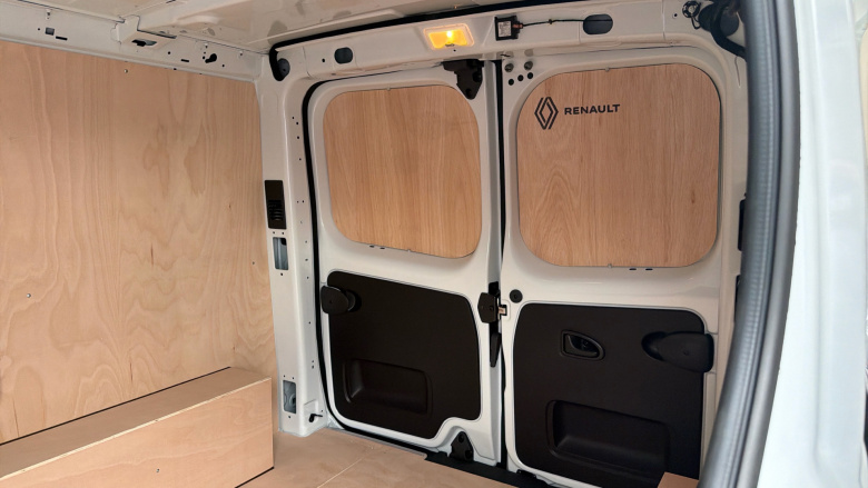 Renault Trafic Swb Diesel SL30 Blue dCi 130 Advance [Safety] Van